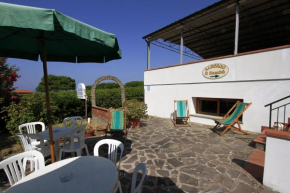 Hotel Holiday Bambù, Marciana